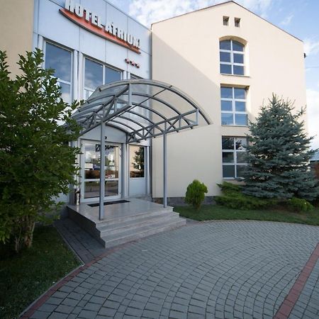 Hotel Atrium Tîrgu Secuiesc Exterior foto